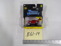 Muscle Machines Ferrari F40 1:64 Diecast Car 8+ Display Stand New Red Toy