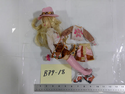 Bratz Cowgirl 10in Fashion Doll Clothes Shoes Purse Accessories MGA Toy Set
