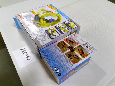 Hot Wheels City Snake Spiral Attack RC Tesla Roadster Lot 2 Toy Multicolor