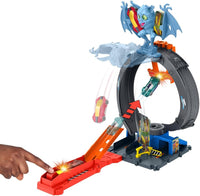 Hot Wheels City Toy Car Track Set, Bat Loop Attack with Adjustable Loop & Launcher, 1:64 Scale Vehicle, Connects to Other Sets