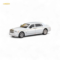 Street Weapon Rolls-Royce Phantom VII White 1:64