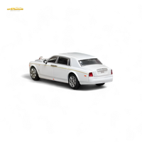 Street Weapon Rolls-Royce Phantom VII White 1:64