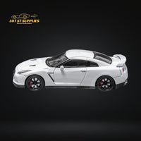 Focal Horizon Nissan Skyline GT-R R35 White 1:64