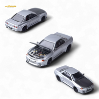 Focal Horizon Skyline GT-R R32 Silver Garage Active 1:64