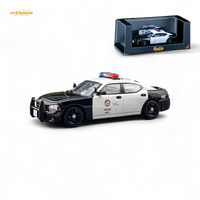 Rollin Dodge Charger 06 LAPD 1:64