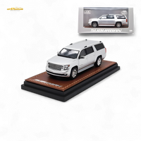 GOC Chevrolet Suburban 2015 Silver 1:64